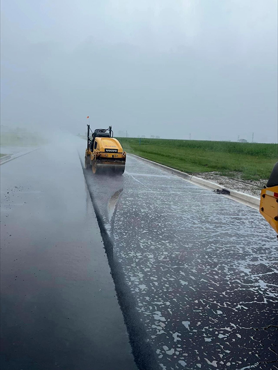 Can asphalt paving be done in the rain? » Alpha Paving Industries